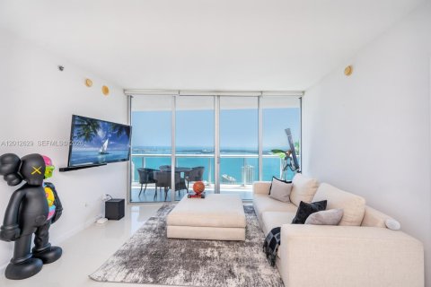 Condo in Miami, Florida, 2 bedrooms № 2240966