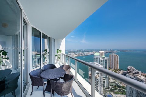 Condo in Miami, Florida, 2 bedrooms  № 2240966 - photo 21