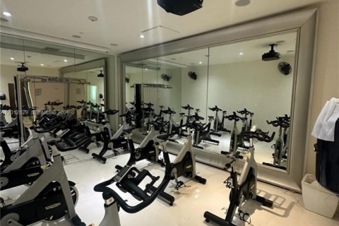 Condo in Miami, Florida, 2 bedrooms  № 2240966 - photo 25