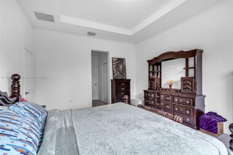 Villa ou maison à vendre à Miami, Floride: 3 chambres, 178.37 m2 № 1925449 - photo 19