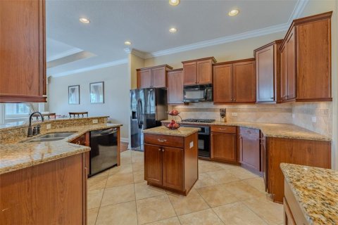 Villa ou maison à vendre à Tampa, Floride: 4 chambres, 312.89 m2 № 2287866 - photo 4