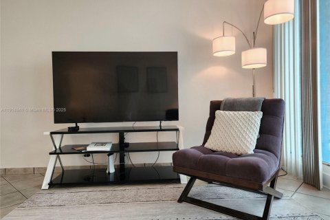 Copropriété à vendre à Hollywood, Floride: 2 chambres, 103.12 m2 № 1970175 - photo 7