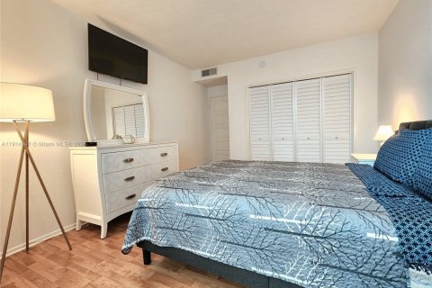 Copropriété à vendre à Hollywood, Floride: 2 chambres, 103.12 m2 № 1970175 - photo 23