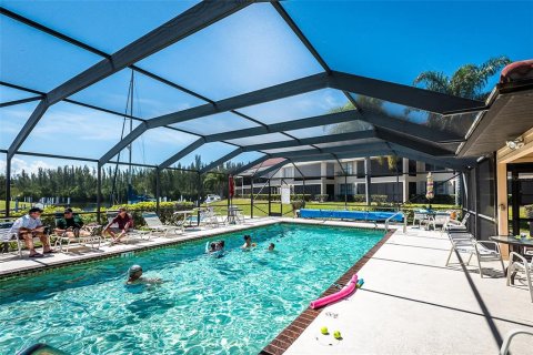 Copropriété à louer à Punta Gorda, Floride: 2 chambres, 105.72 m2 № 2385957 - photo 3