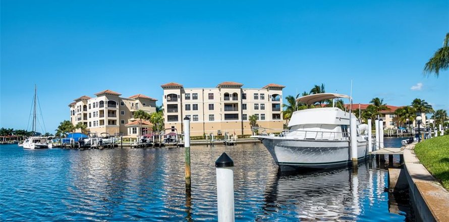 Condo à Punta Gorda, Floride, 2 chambres  № 2385957