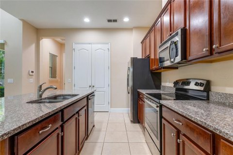 Townhouse in Orlando, Florida 3 bedrooms, 172.52 sq.m. № 1870410 - photo 9
