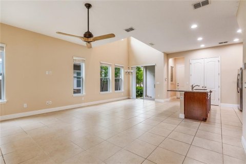 Townhouse in Orlando, Florida 3 bedrooms, 172.52 sq.m. № 1870410 - photo 7