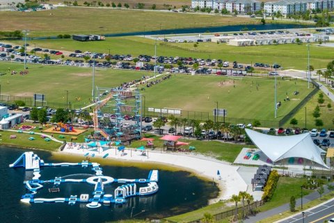 House in Orlando, Florida 4 bedrooms, 253.07 sq.m. № 1819611 - photo 23