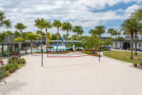 House in Orlando, Florida 4 bedrooms, 253.07 sq.m. № 1819611 - photo 15