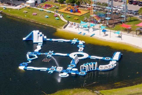 House in Orlando, Florida 4 bedrooms, 253.07 sq.m. № 1819611 - photo 24