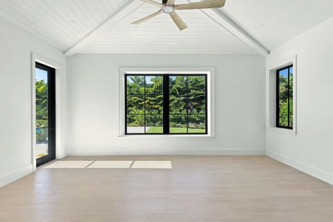 House in Gulf Stream, Florida 5 bedrooms, 452.62 sq.m. № 2252200 - photo 21