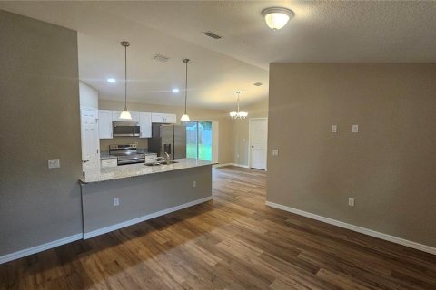 House in Belleview, Florida 3 bedrooms, 104.14 sq.m. № 1904253 - photo 27