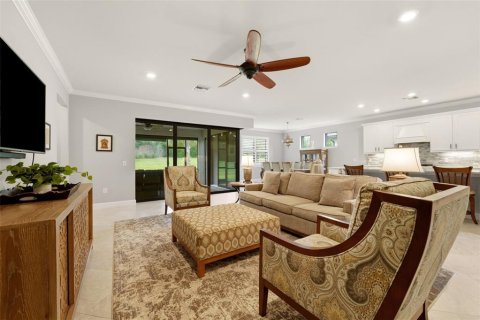 House in Bradenton, Florida 3 bedrooms, 231.14 sq.m. № 2341531 - photo 16