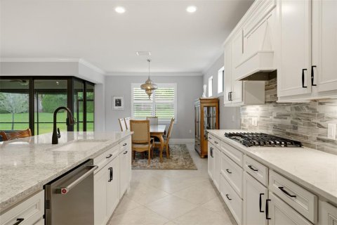 House in Bradenton, Florida 3 bedrooms, 231.14 sq.m. № 2341531 - photo 11