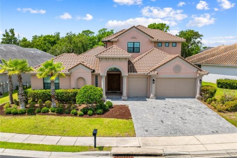 House in Davenport, Florida 4 bedrooms, 422.33 sq.m. № 2235548