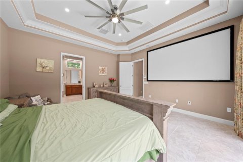 House in Davenport, Florida 4 bedrooms, 422.33 sq.m. № 2235548 - photo 3