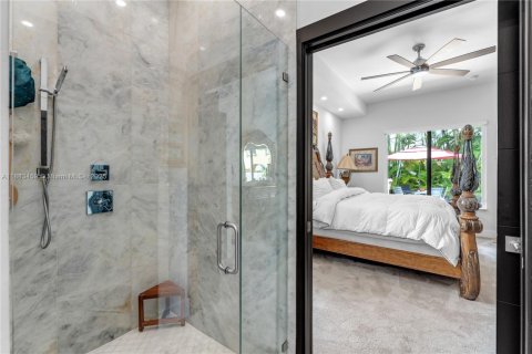 House in Miami, Florida 3 bedrooms, 166.2 sq.m. № 1929701 - photo 16