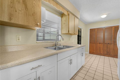 Villa ou maison à vendre à Sebring, Floride: 2 chambres, 98.29 m2 № 2403236 - photo 12