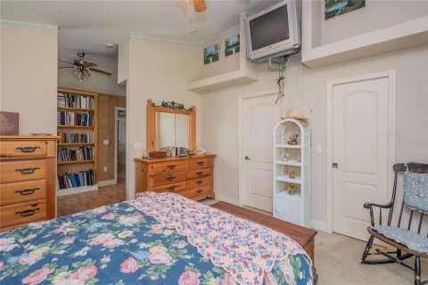 House in Lakeland, Florida 3 bedrooms, 140.28 sq.m. № 1195527 - photo 18