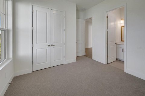 House in Sarasota, Florida 4 bedrooms, 264.77 sq.m. № 2116983 - photo 28