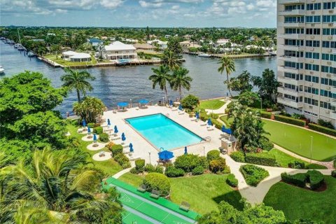 Copropriété à vendre à Fort Lauderdale, Floride: 2 chambres, 105.72 m2 № 1016173 - photo 1