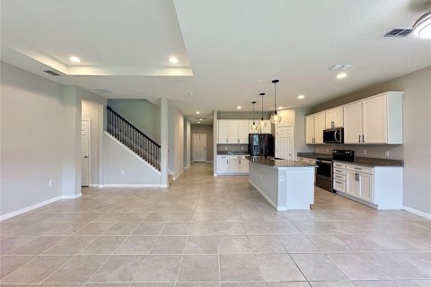 House in Kissimmee, Florida 4 bedrooms, 262.91 sq.m. № 2091468 - photo 10