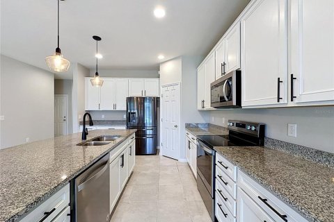 House in Kissimmee, Florida 4 bedrooms, 262.91 sq.m. № 2091468 - photo 19
