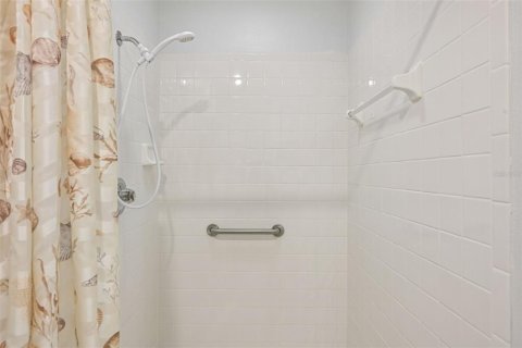 Copropriété à vendre à Sarasota, Floride: 2 chambres, 119.57 m2 № 2437395 - photo 13