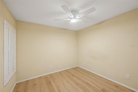 Copropriété à vendre à Sarasota, Floride: 2 chambres, 119.57 m2 № 2437395 - photo 18