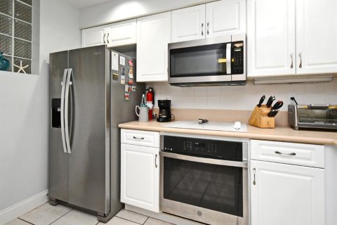 Condo in Ponce Inlet, Florida, 2 bedrooms  № 1822751 - photo 5