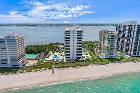 Copropriété à louer à Riviera Beach, Floride: 3 chambres, 204.38 m2 № 1142276 - photo 1