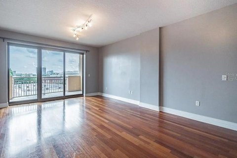 Снять в аренду кондоминиум в Тампа, Флорида 2 спальни, 151.52м2, № 1827713 - фото 4