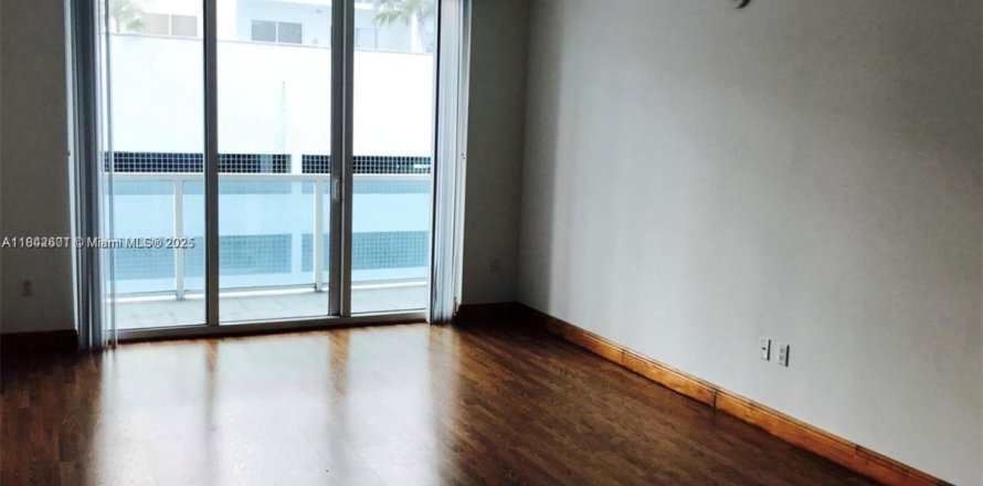 Appartement à Miami, Floride 1 chambre, 70.05 m2 № 1834234