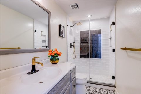 Villa ou maison à vendre à Valrico, Floride: 4 chambres, 213.02 m2 № 2429173 - photo 18