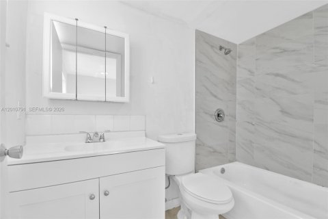 Снять в аренду кондоминиум в Майами-Бич, Флорида 1 спальня, 65.31м2, № 2076626 - фото 6