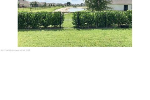 House in Lehigh Acres, Florida 4 bedrooms, 169.83 sq.m. № 1476782 - photo 29