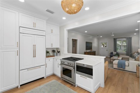 Villa ou maison à vendre à Tampa, Floride: 4 chambres, 156.08 m2 № 2430941 - photo 12