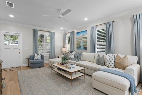Villa ou maison à vendre à Tampa, Floride: 4 chambres, 156.08 m2 № 2430941 - photo 5