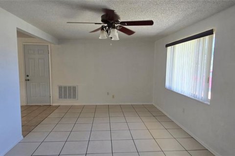 Casa en venta en Holiday, Florida, 2 dormitorios, 78.78 m2 № 1871265 - foto 2