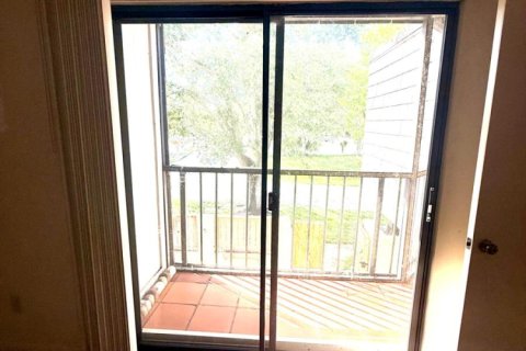 Townhouse in Stuart, Florida 2 bedrooms, 137.12 sq.m. № 2254501 - photo 28
