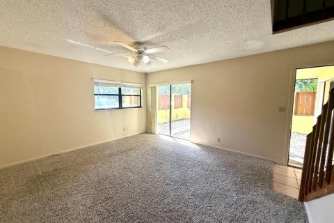 Townhouse in Stuart, Florida 2 bedrooms, 137.12 sq.m. № 2254501 - photo 7