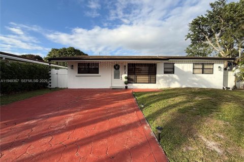 Villa ou maison à Hollywood, Floride 3 chambres, 143.63 m2 № 2004801