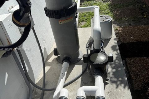 Villa ou maison à vendre à Hollywood, Floride: 3 chambres, 143.63 m2 № 2004801 - photo 30