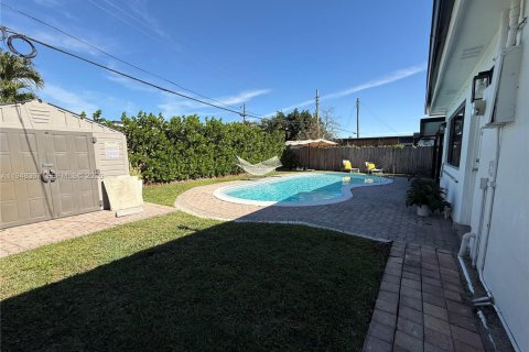 Villa ou maison à vendre à Hollywood, Floride: 3 chambres, 143.63 m2 № 2004801 - photo 28