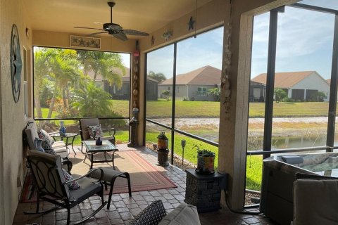 Casa en venta en Winter Haven, Florida, 3 dormitorios, 189.99 m2 № 1658657 - foto 6