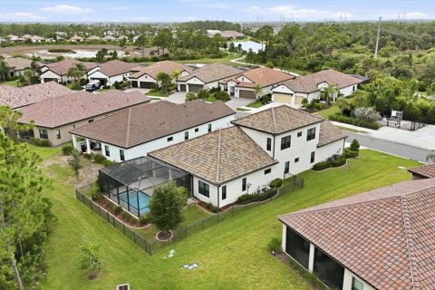Villa ou maison à vendre à Laurel, Floride: 4 chambres, 247.68 m2 № 2347112 - photo 4