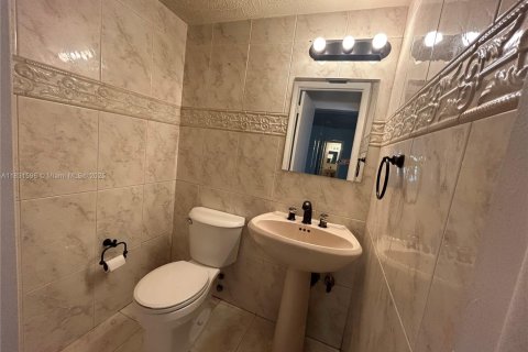 Condo in Bay Harbor Islands, Florida, 1 bedroom  № 1936461 - photo 7