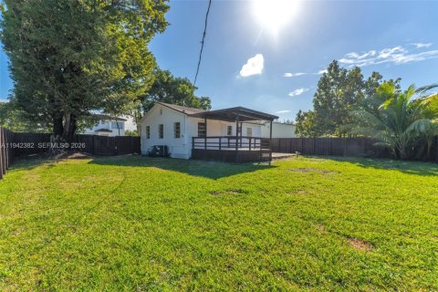 Casa en venta en Miami Springs, Florida, 3 dormitorios, 85.28 m2 № 1999944 - foto 20