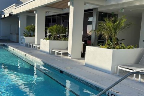 Condo in Saint Petersburg, Florida, 2 bedrooms  № 2388253 - photo 28