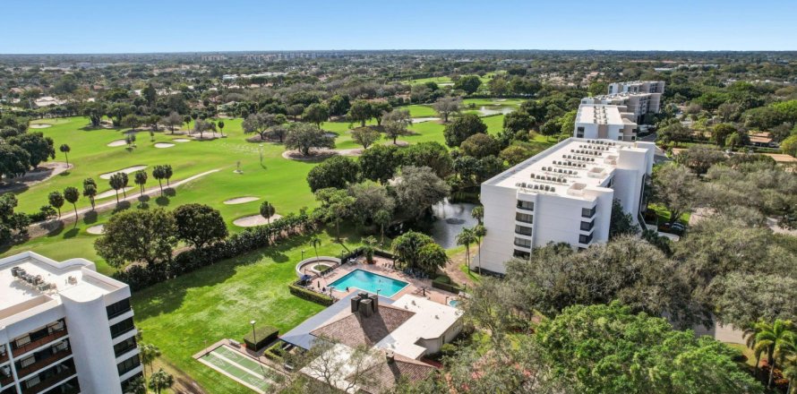 Condominio en Boca Raton, Florida, 2 dormitorios № 949918